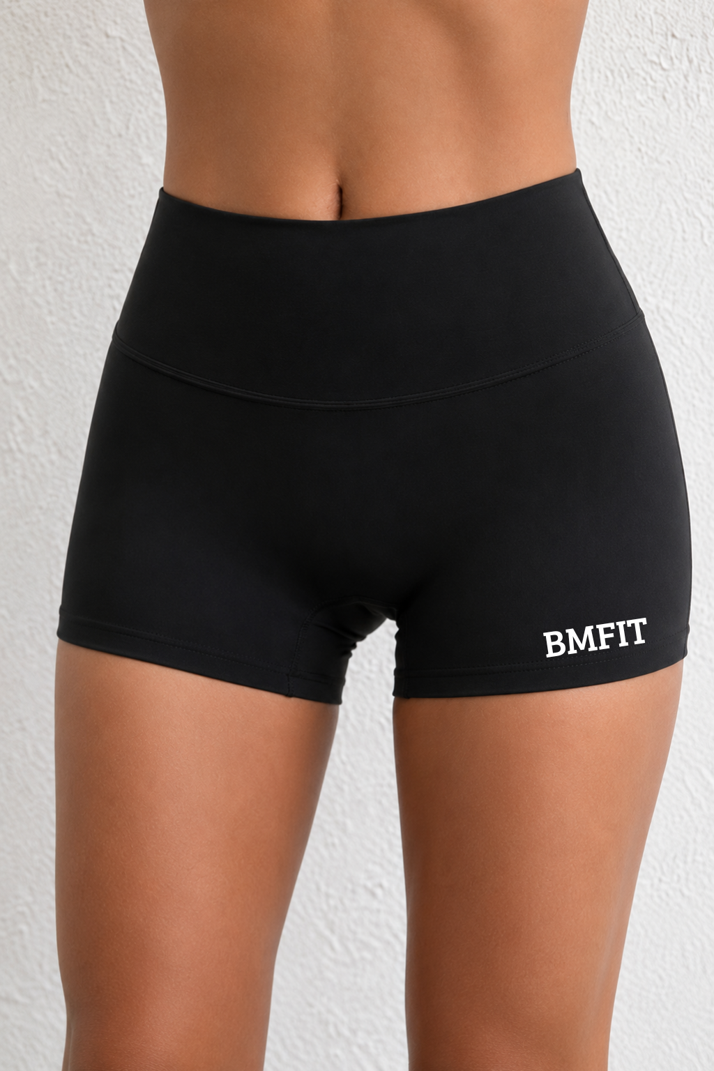 BMFIT エッセンシャルショートパンツ